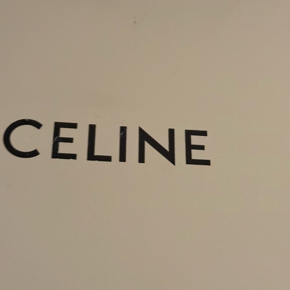 Black Cap with Gold Accent - Picture 4 of 4